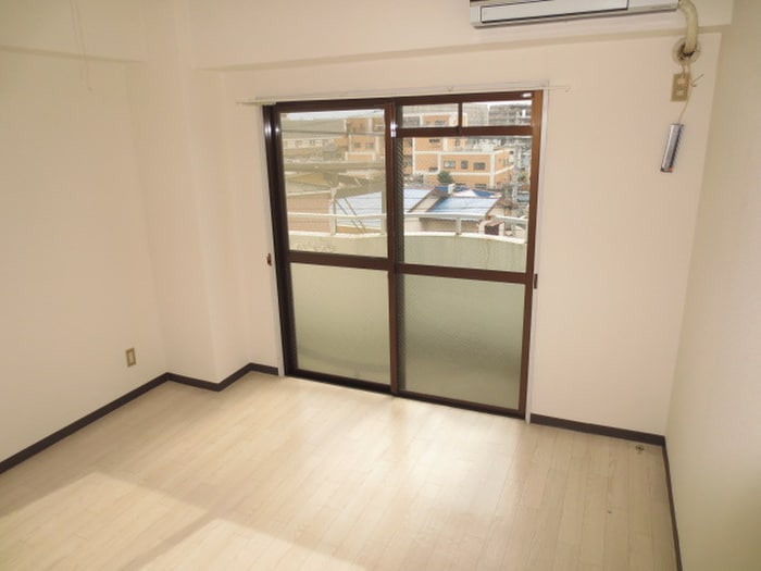 居室 ｽﾁｭ-ﾃﾞﾝﾄ ｳﾞｨﾗ ｳｲﾝｸﾞ