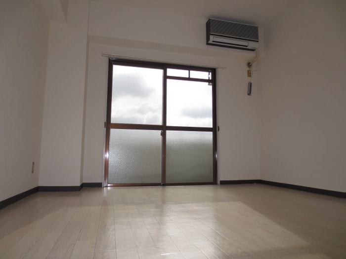 居室 ｽﾁｭ-ﾃﾞﾝﾄ ｳﾞｨﾗ ｳｲﾝｸﾞ