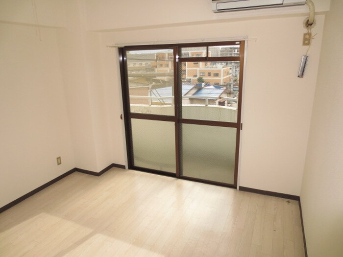 居室 ｽﾁｭ-ﾃﾞﾝﾄ ｳﾞｨﾗ ｳｲﾝｸﾞ