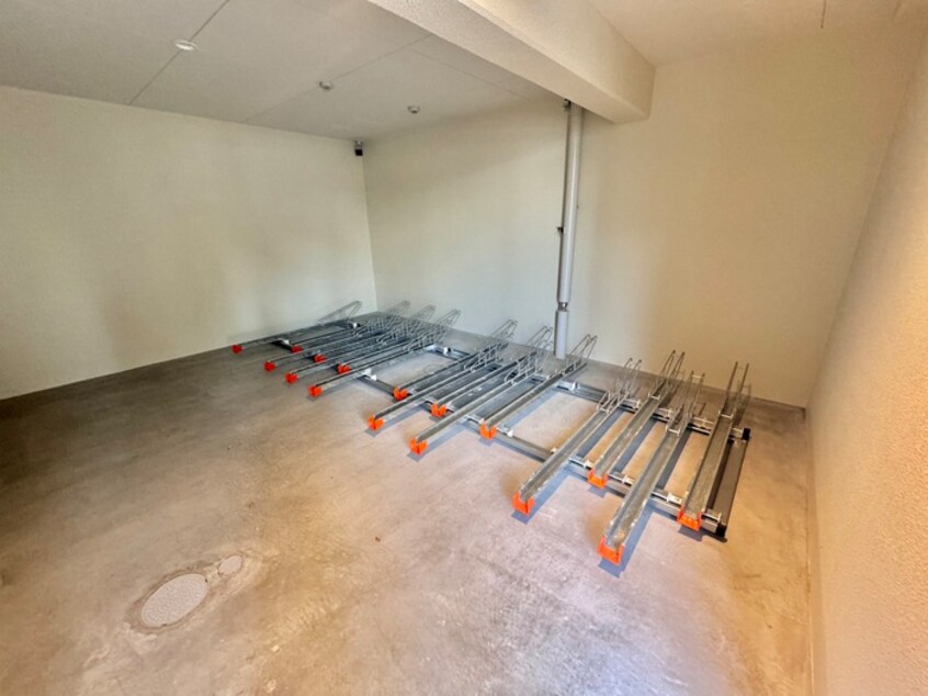 駐輪場 ミレーネ芦屋東山