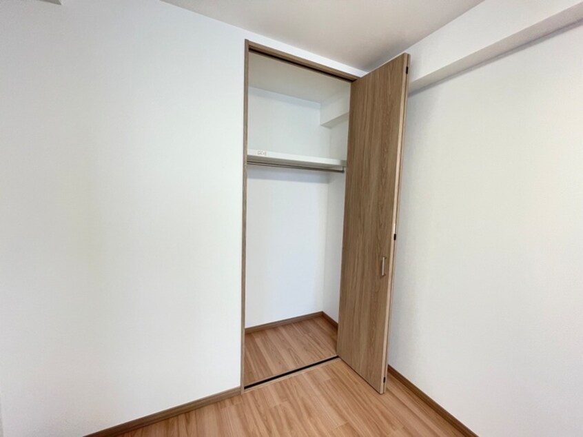 収納 IMR BLD.
