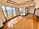 居室 名次町ロジュマン