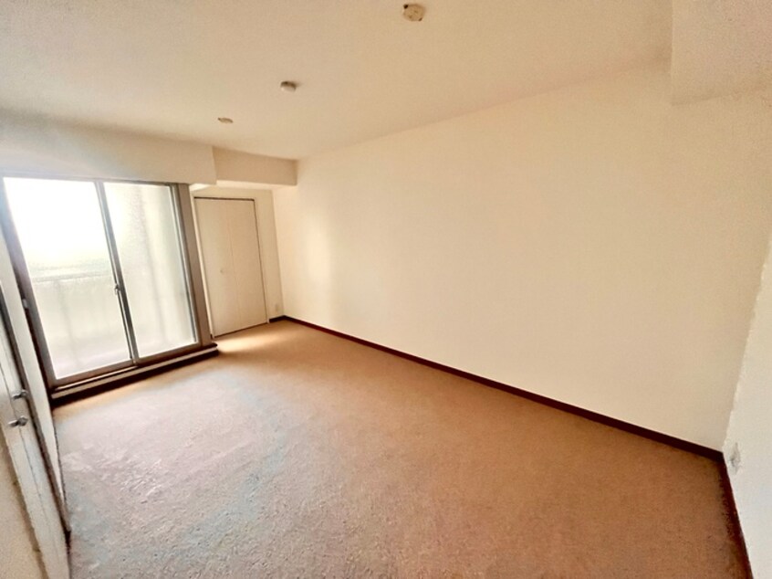 居室 名次町ロジュマン