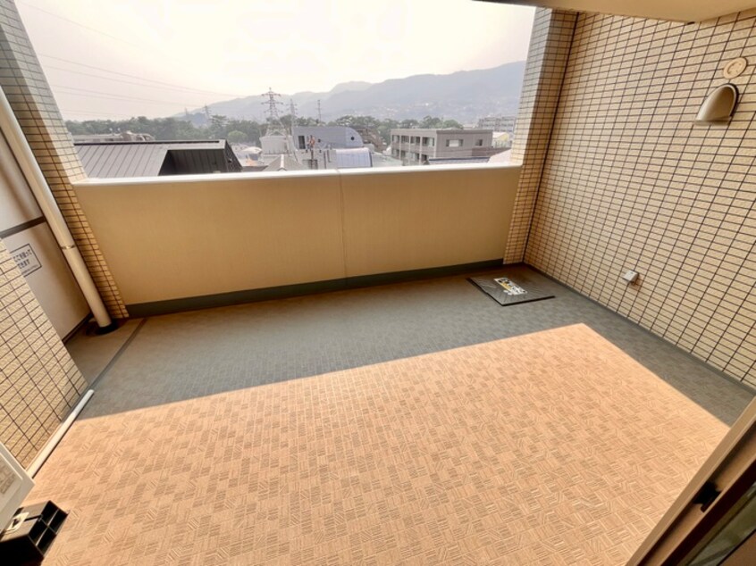 ベランダ・バルコニー 名次町ロジュマン