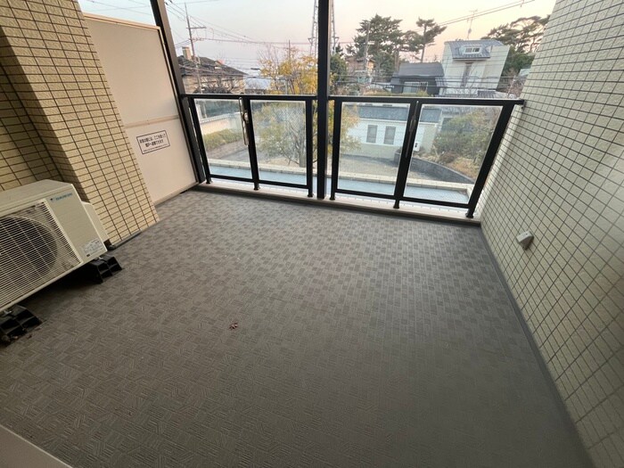 ベランダ・バルコニー 名次町ロジュマン