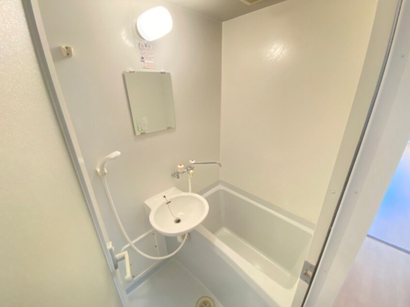 バス／シャワールーム等 ルミナス　ヨシ