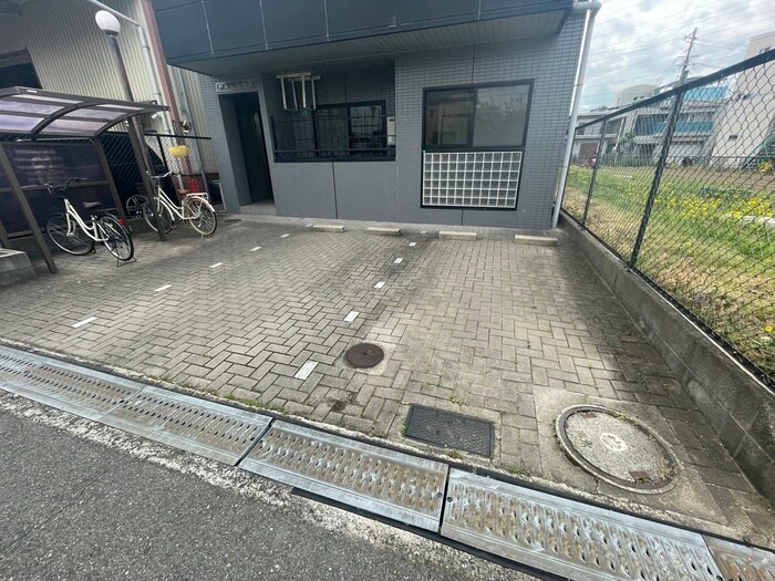 駐車場 パル北花田