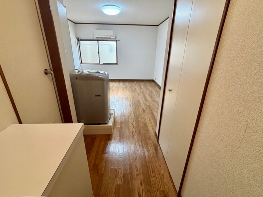 廊下 西宮サンハイツ