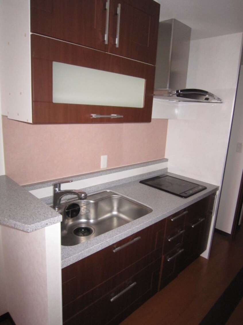 キッチン コンソラ－レ同心