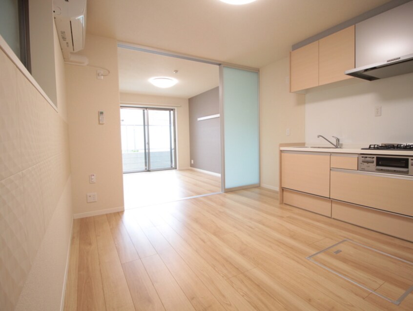 居室 シャーメゾン加賀