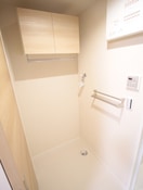 洗濯機置場 シャーメゾン加賀