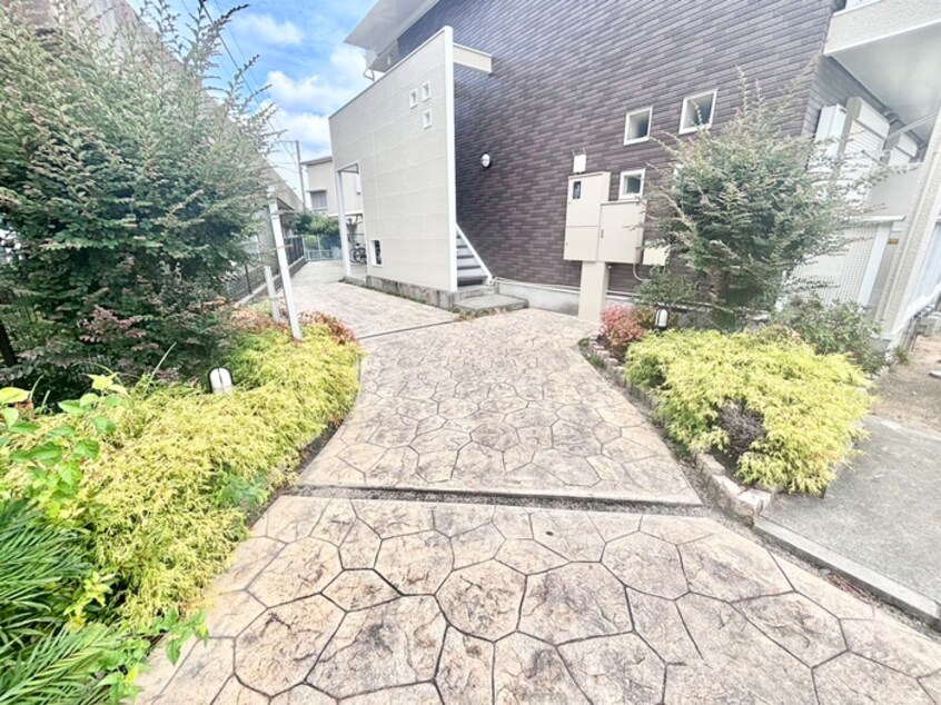 エントランス部分 サンリット星田