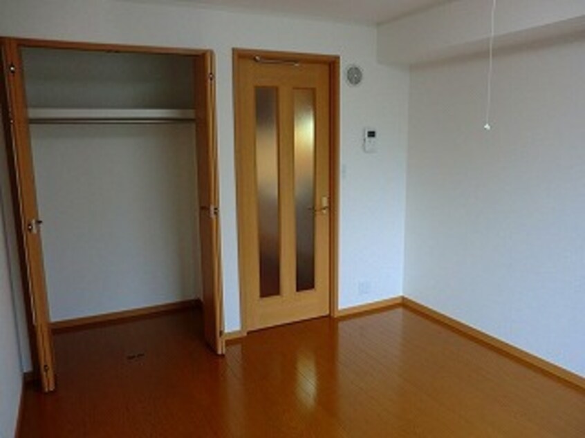 居室 サンリット星田