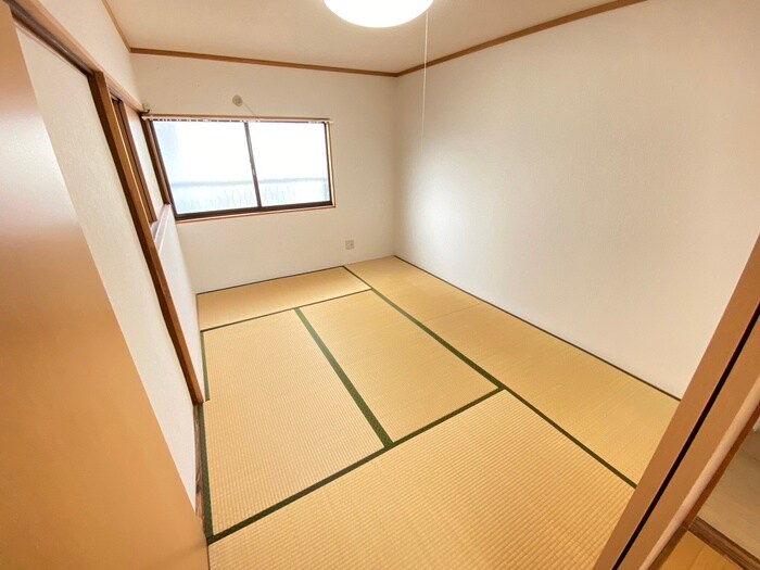 居室 山ノ内池尻町貸家