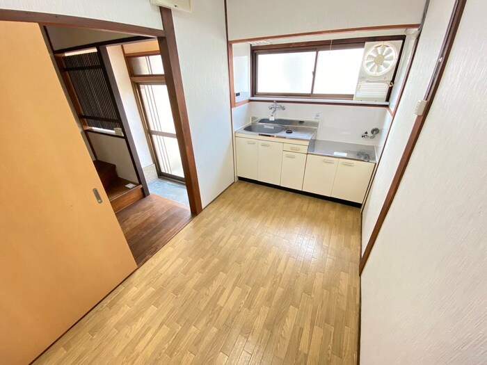 キッチン 山ノ内池尻町貸家