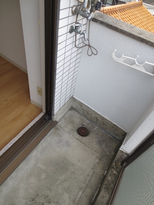 洗濯機置場 サニ－塚本