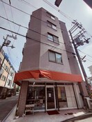 ミレニアム門真の外観