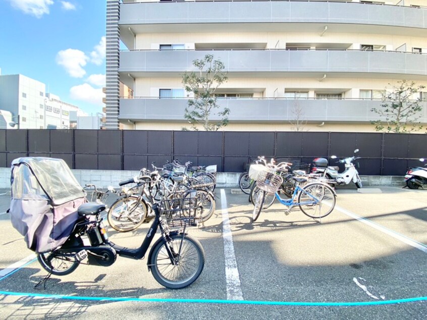 駐輪場 三国ヶ丘駅前ビル