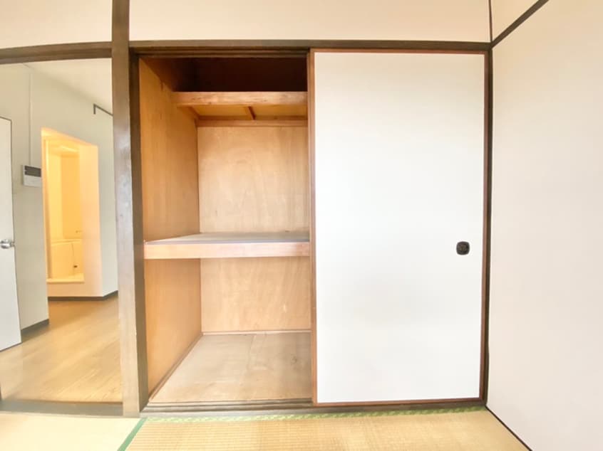 収納 三国ヶ丘駅前ビル