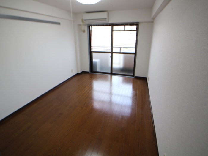 居室 プルメリア