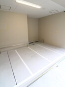 バイク置き場 Ｌａ　Ｄｏｕｃｅｕｒ谷町