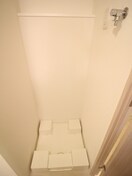 洗濯機置場 Ｌａ　Ｄｏｕｃｅｕｒ谷町