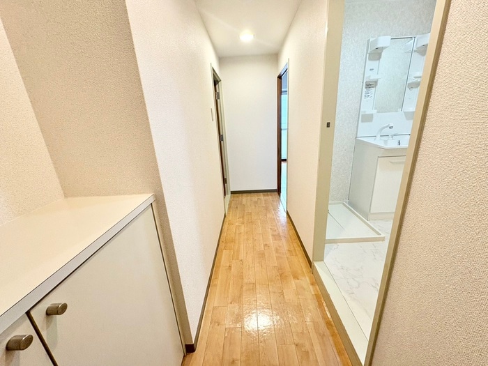 廊下 メゾンローレル