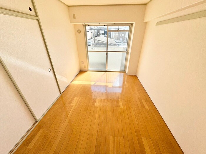 居室 メゾンローレル