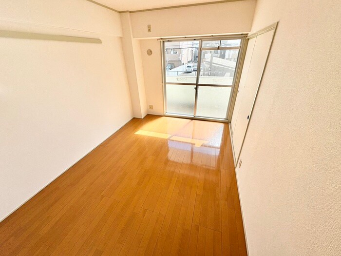 居室 メゾンローレル