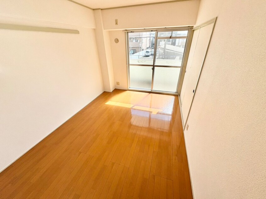 居室 メゾンローレル