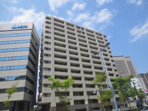 リ－ガル福島駅前(404)