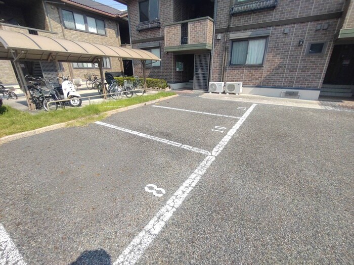 駐車場 ウィスタリア瑞穂Ａ棟