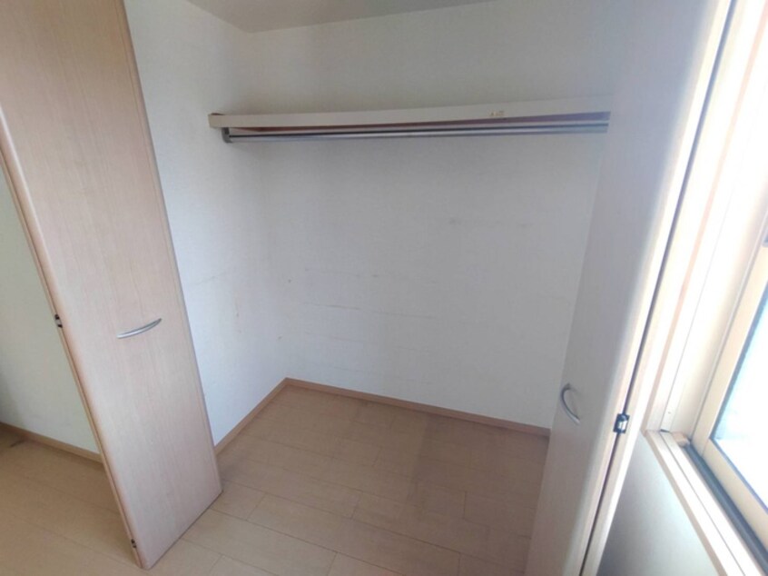 収納 ウィスタリア瑞穂Ａ棟