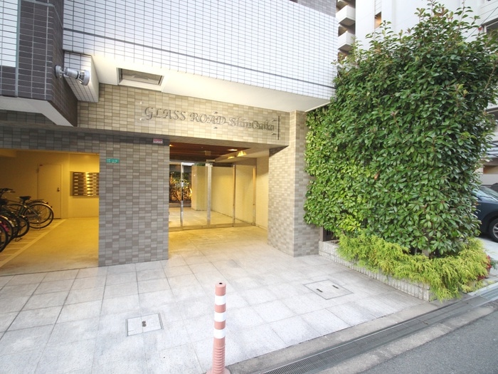 エントランス部分 グラスロ－ド新大阪