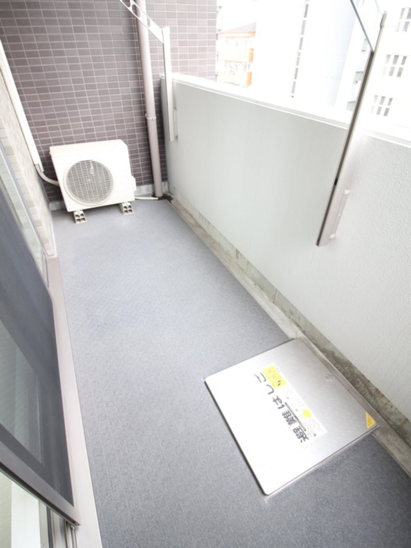 ベランダ・バルコニー グラスロ－ド新大阪