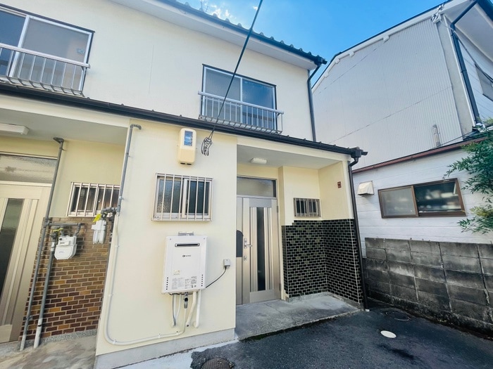 エントランス部分 大覚寺貸家