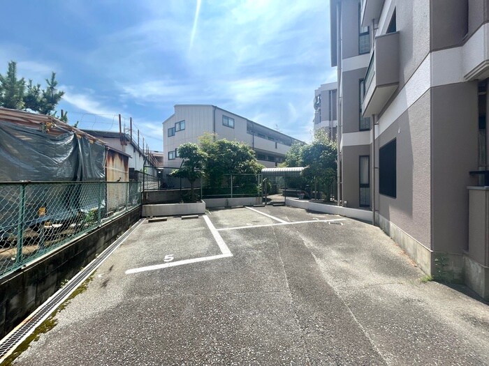 駐車場 ツインアルカディア