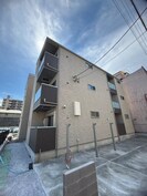 ﾌｪﾘｰﾁｪ小阪の外観