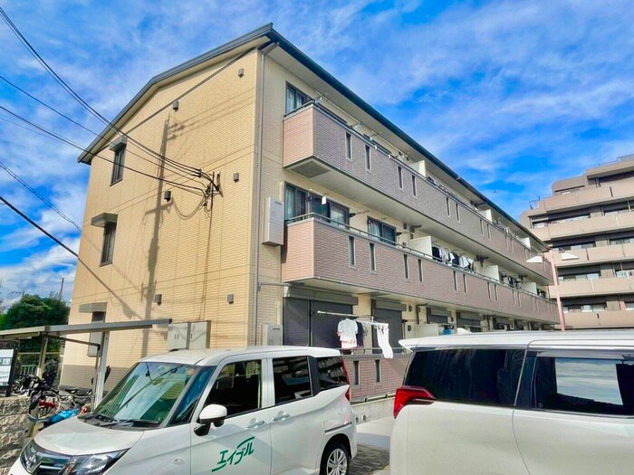 外観写真 モン・ロワイアル