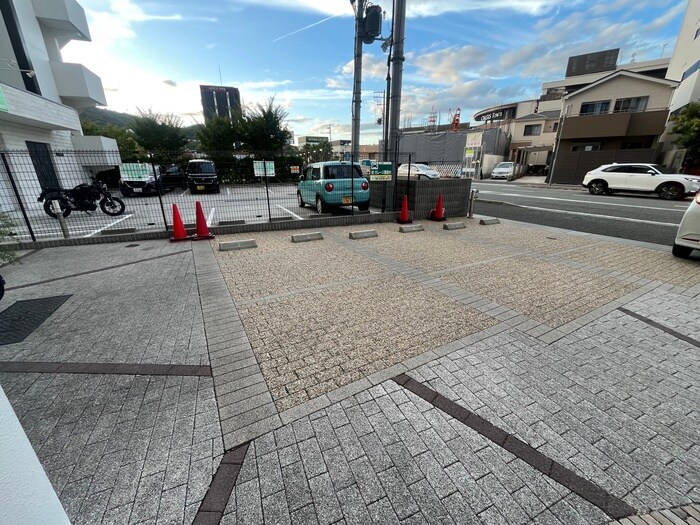 駐車場 GLORYKISERA