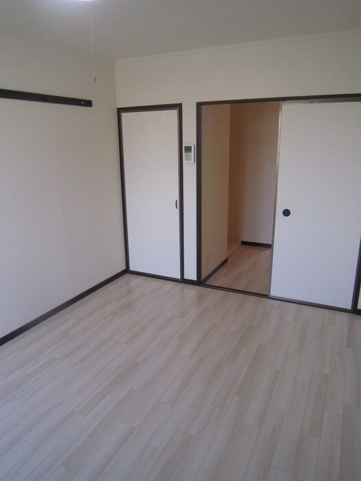 居室 ジュネス阪本