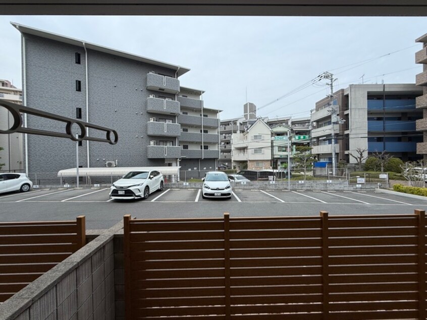 室内からの展望 シュトラール喜連瓜破