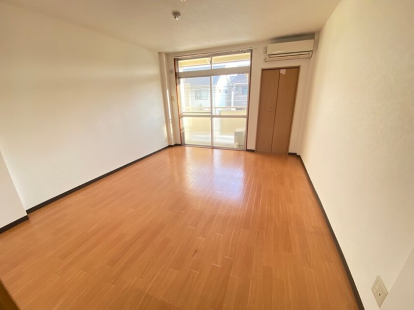 居室 楠葉ハイツ