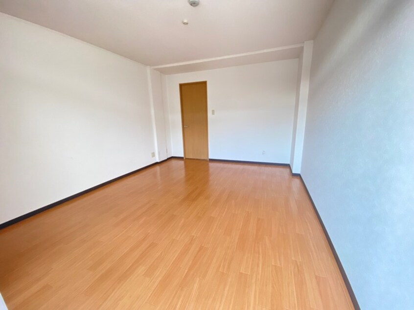 居室 楠葉ハイツ