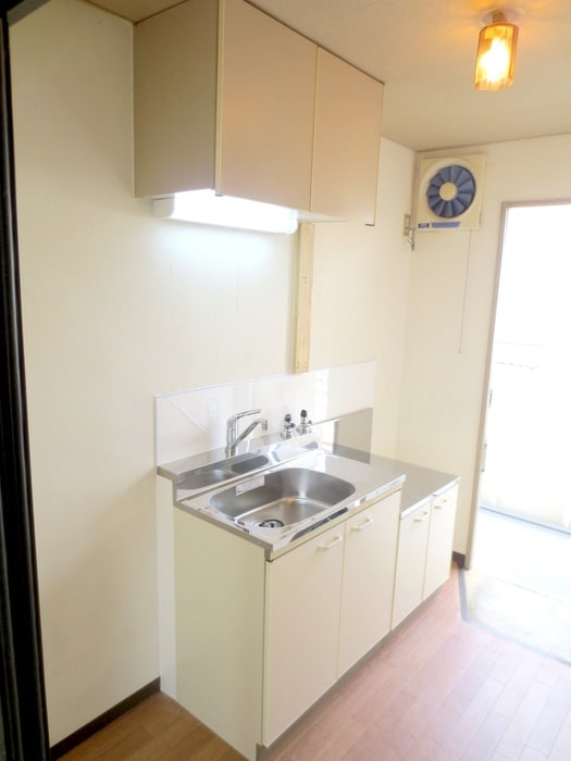 キッチン フォ－ブル嵯峨