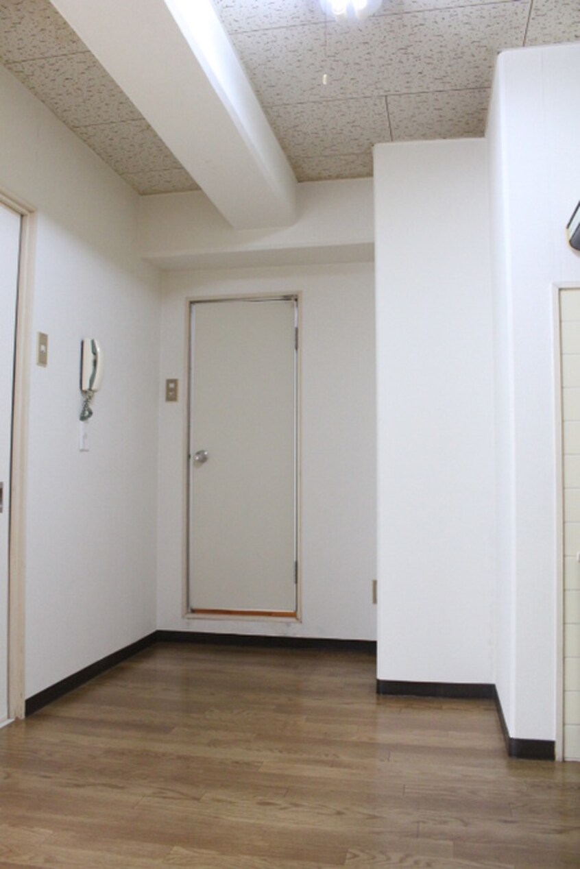 居室 ドムール大倉