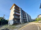 ドミールサニー緑町３号棟の外観