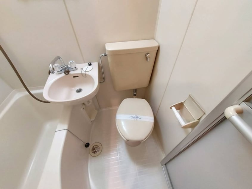 トイレ エトワ－ル伏見