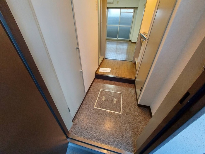 玄関 エトワ－ル伏見