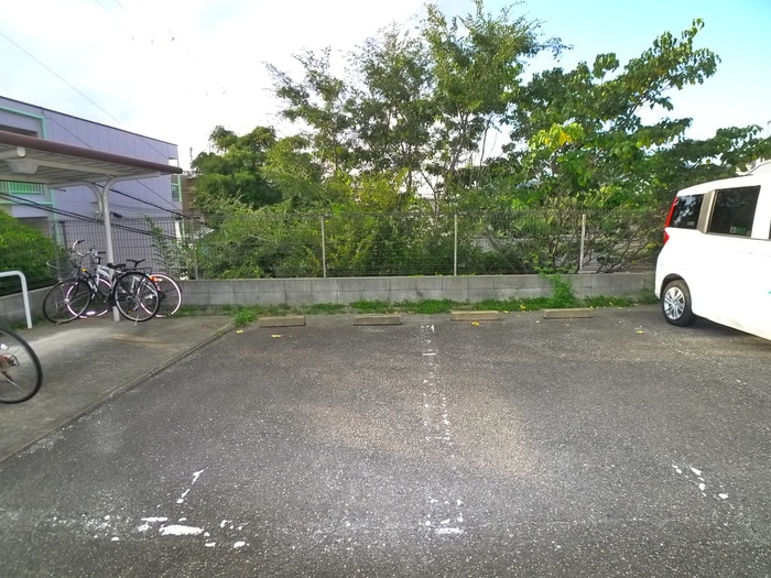 駐車場 アルフレックス箕面